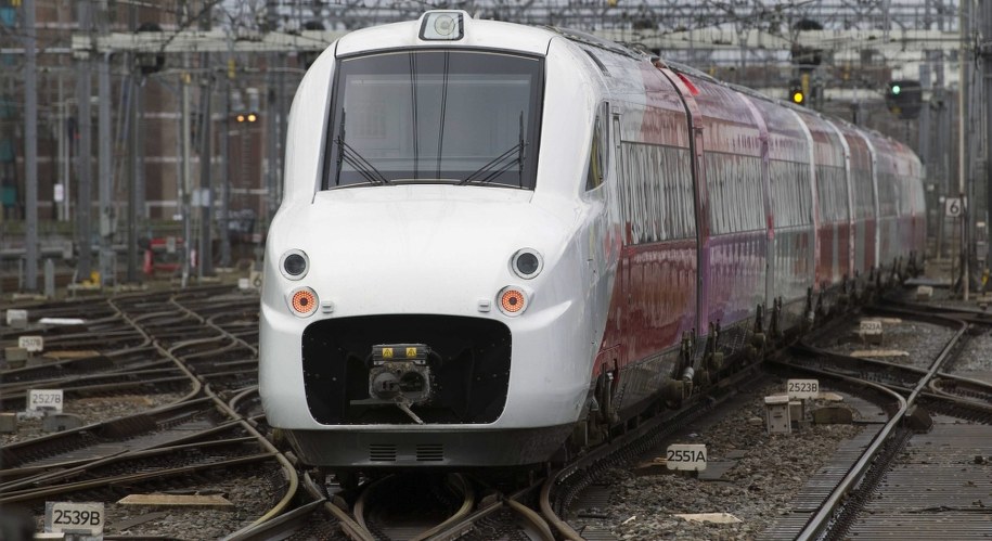 Śledczy zajmą się antysemickim wybrykiem w pociągu