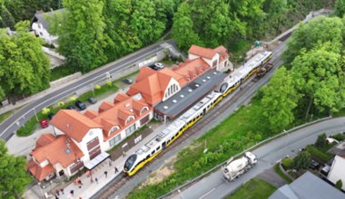 Pociągi wróciły do Karpacza. To nie był udany start