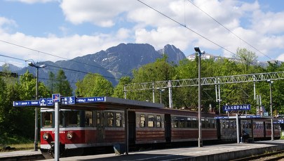 ​Pociągiem z Krakowa do Zakopanego w dwie godziny? Kluczowa decyzja wojewody