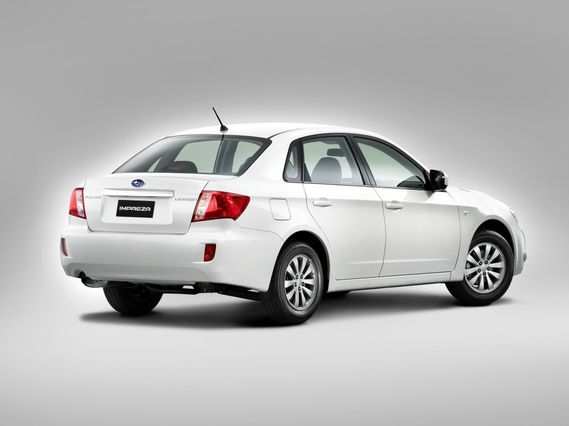 Początkowo wersja sedan była oferowana wyłącznie na wybranych rynkach. W 2010 roku dołączyła do oficjalnej palety modeli oferowanych w Europie. Ceny od 60 000 zł. /Subaru