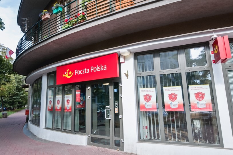 Poczta Polska będzie dostarczać przesyłki klientów do sieci sklepów Eurocash /123RF/PICSEL