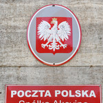 Poczta Polska ostrzega przed oszustwami phishingowymi związanymi z obsługą celną przesyłek spoza UE