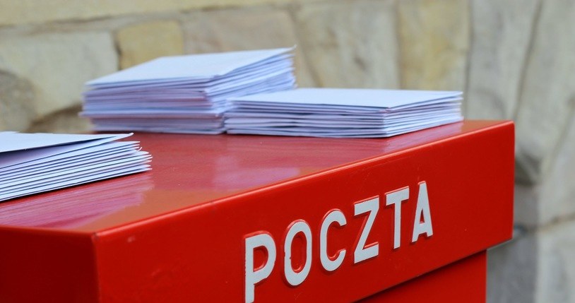 Poczta Polska otrzymała z budżetu państwa prawie 750 mln zł z tytułu rekompensaty za świadczenie tzw. usługi powszechnej /123RF/PICSEL