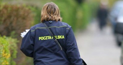 Poczta Polska zamierza zbijać kokosy na drukach bezadresowych fot. Maciej Kulczyński /Agencja SE/East News