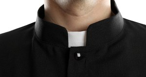 "Poczułem silny głód". Pijany ksiądz pojechał do McDonald’s w Wielki Piątek
