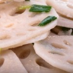 Pod grubą skórą kryje orzechowy smak. Możesz z niego zrobić zdrowe czipsy lub pyszną sałatkę