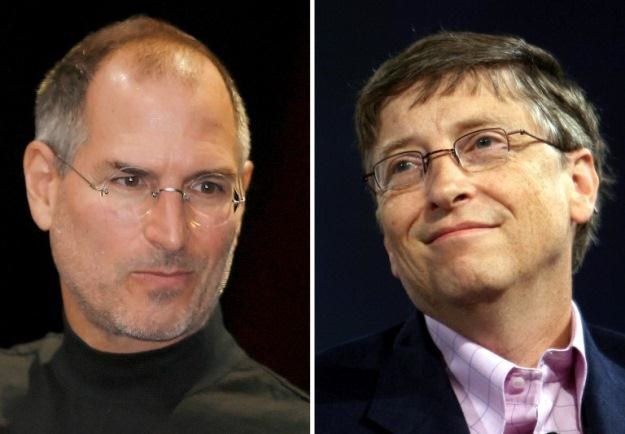Pod koniec swojego życia Steve Jobs zaprzyjaźnił się z Billem Gates'em /AFP