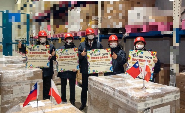 Podarowane przez Polskę szczepionki przeciw Covid-19 dotarły na Tajwan 