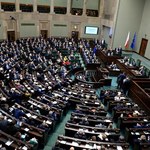 Podatek bankowy: Sejm przyjął większość poprawek Senatu, ustawa trafi do prezydenta