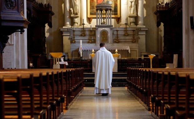 Podatek kościelny w Polsce? Rewolucyjny pomysł trafił do Senatu