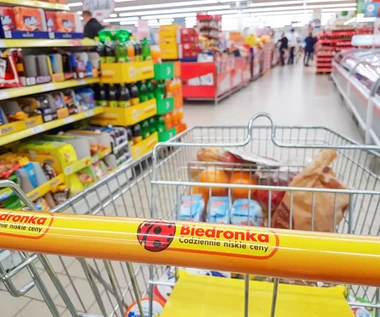 Podatek od sprzedaży detalicznej. Biedronka wpadła w wyższy próg już pierwszego dnia!
