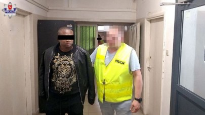 Podawał się za oficera. Policja zatrzymała matrymonialnego oszusta