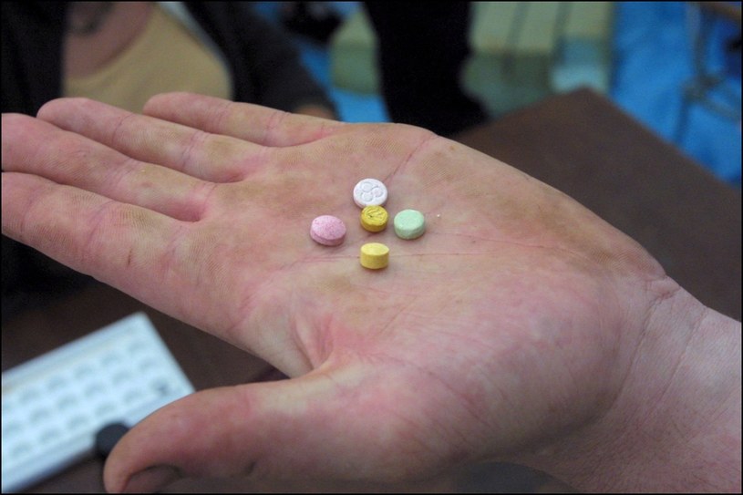 Podczas imprez osoby najczęściej stymulują się tabletkami ecstasy /STEPHANE/Gamma-Rapho /Getty Images