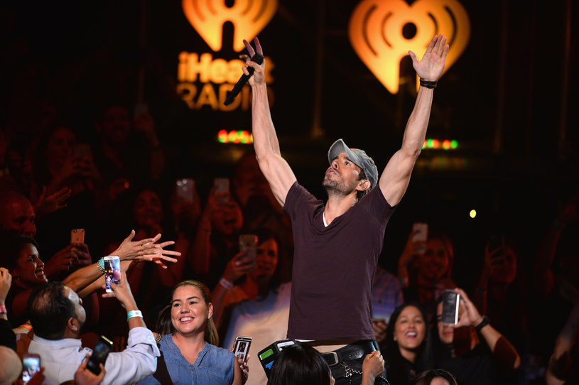 Podczas koncertów Enrique jest w swoim żywiole, fot. Jason Koerner / Stringer /Getty Images