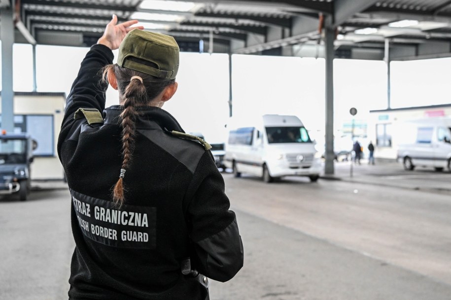 Ukrainka z nietypowym bagażem. Studolarówka postawiła służby na nogi