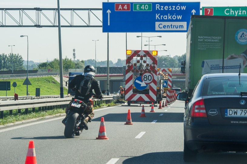 Podczas ŚDM w okolicach Krakowa spodziewanych jest wiele utrudnień na drogach /Tadeusz Koniarz /Reporter