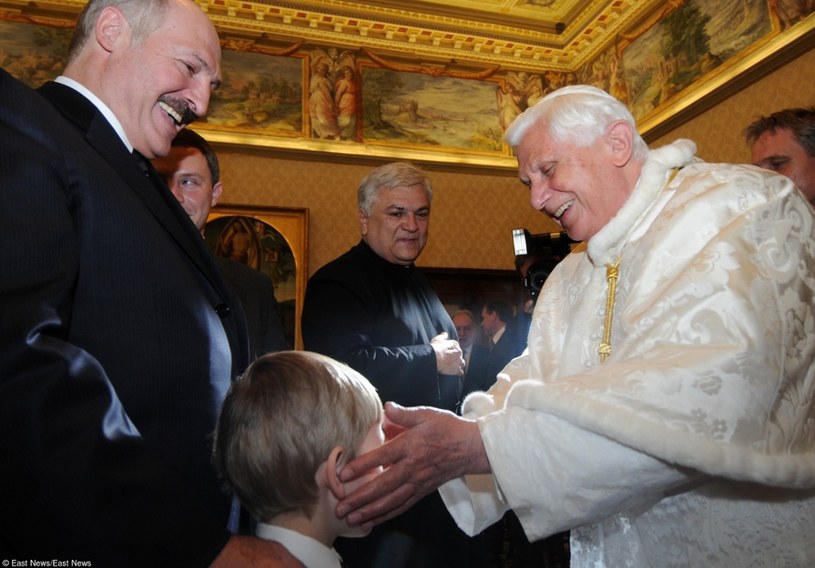 Podczas wizyty u Benedykta XVI /East News