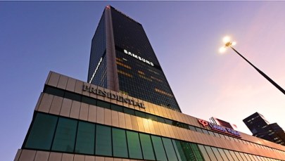 Podejrzane zachowanie Łotysza w centrum Warszawy. Służby oburzone decyzją