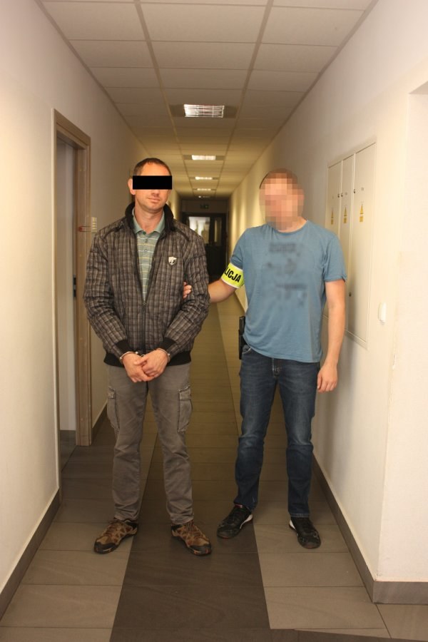 Podejrzany o zabójstwo sprzed 22 lat zatrzymany przez policję /Komenda Stołeczna Policji w Warszawie /Policja