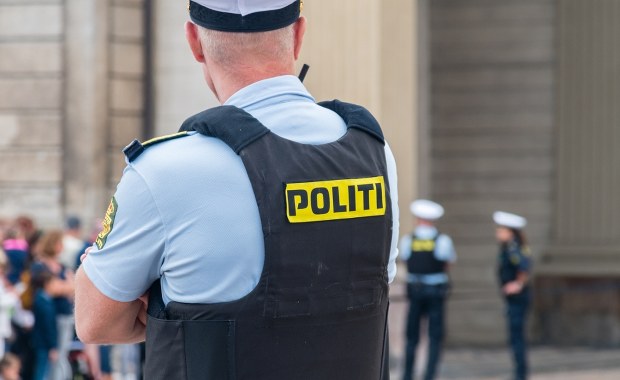 Podejrzany pakunek w ambasadzie Izraela. "Badamy przesyłkę"