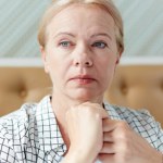 Podejrzewasz depresję? Oto co warto zbadać i do jakiego lekarza się zgłosić