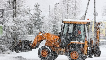 Podhale pod śniegiem. Niebezpiecznie na drogach i szlakach