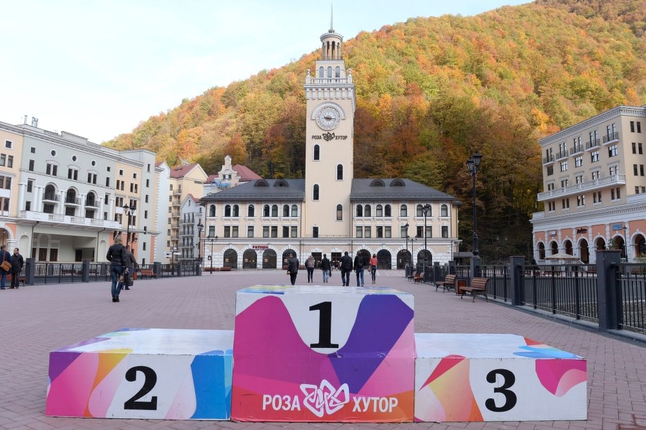 Podium przygotowane dla sportowców w Soczi /HANS KLAUS TECHT    /PAP/EPA