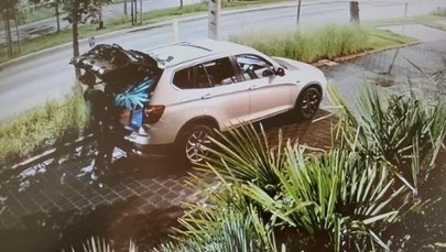 Podjeżdżała luksusowym bmw i kradła egzotyczne rośliny. Tak się tłumaczy