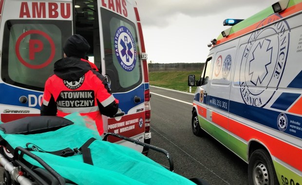 Podkarpacie: 4 osoby ranne w wypadku z udziałem busa