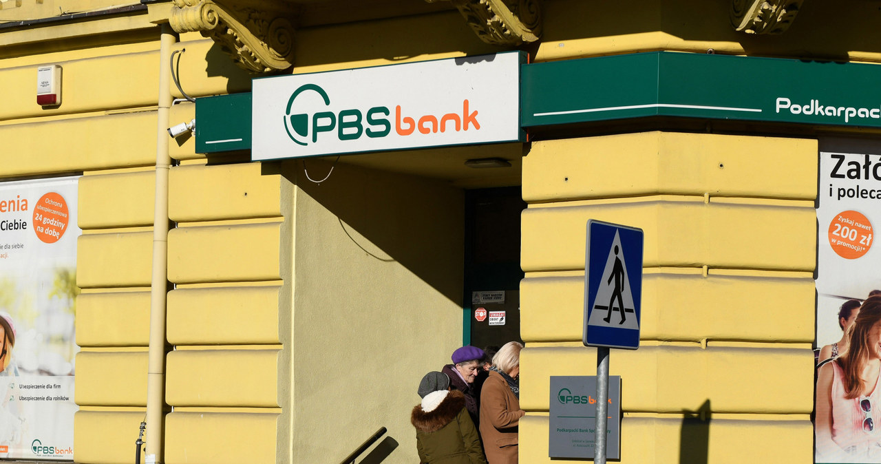 Podkarpacki Bank Spoldzielczy zamkniety z powodow finansowych /MAREK DYBAS/REPORTER /East News