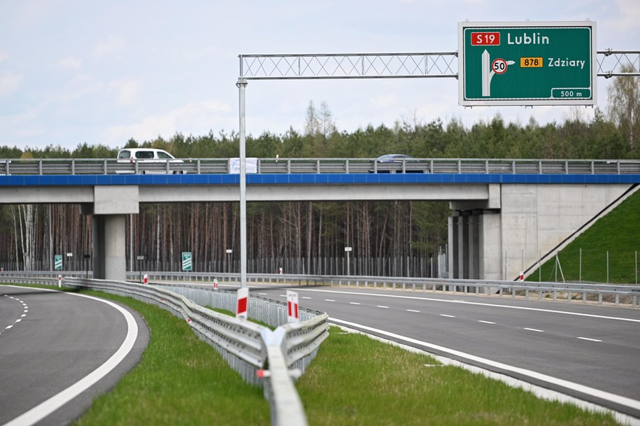 Podkarpacki odcinek drogi ekspresowej S19 Zdziary-Rudnik nad Sanem /Darek Delmanowicz /PAP