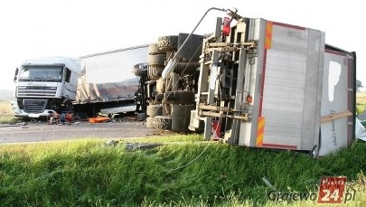 Podlaskie: Zderzenie 2 ciężarówek i busa, 3 osoby ranne