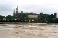 Podniesiony poziom wody w Wiśle, Kraków 1997 /Encyklopedia Internautica