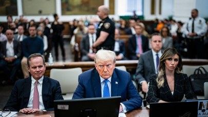Podnosił głos i skarżył się na niesprawiedliwość. Donald Trump zeznawał w sądzie