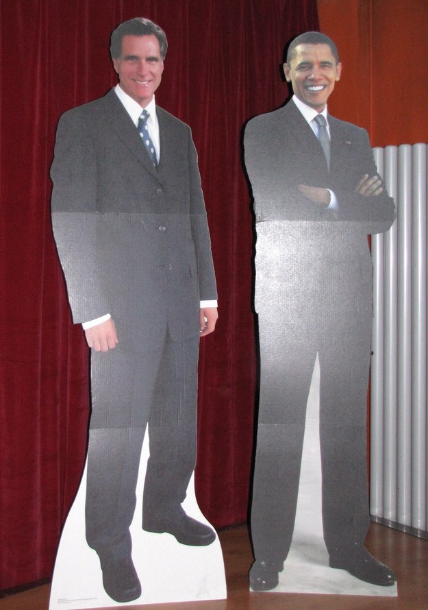 Podobizny Obamy i Romneya /Maciej Grzyb /RMF FM