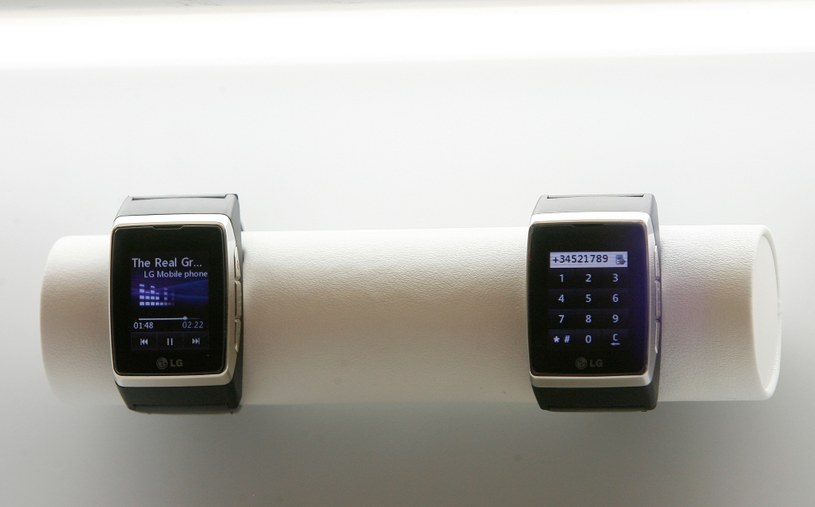 Podobno wśród nowości LG ma się znaleźć m.in. smartwatch. /AFP