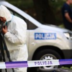 ​Podpalili kolegów na stosie z mebli. "Samo zgaśnie"