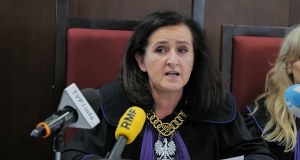 Podpalili ofiary na stosie z tekstyliów i mebli. Jest wyrok sądu
