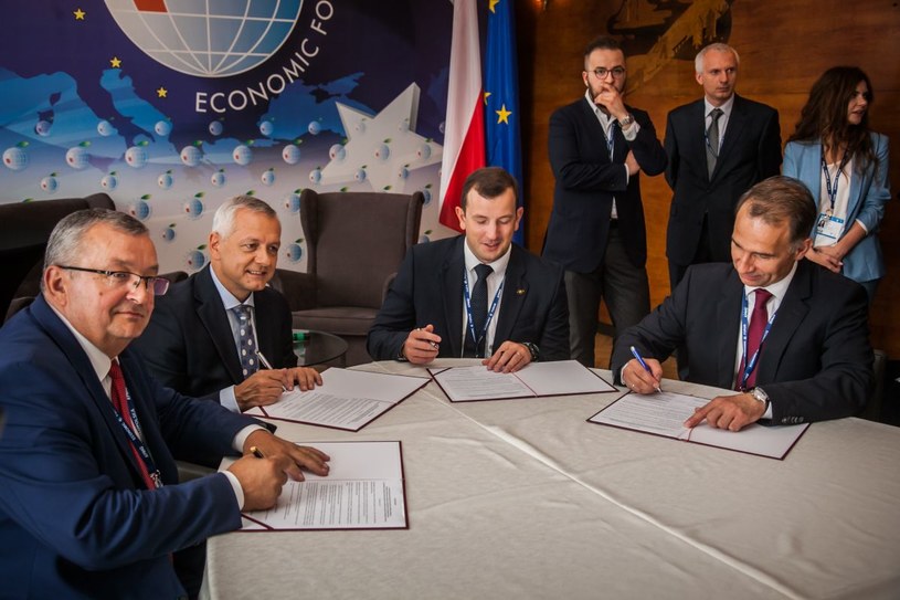 Podpisanie przez Polskę i Litwę listu intencyjnego dotyczącego budowy Via Baltica /Ireneusz Rek /INTERIA.PL