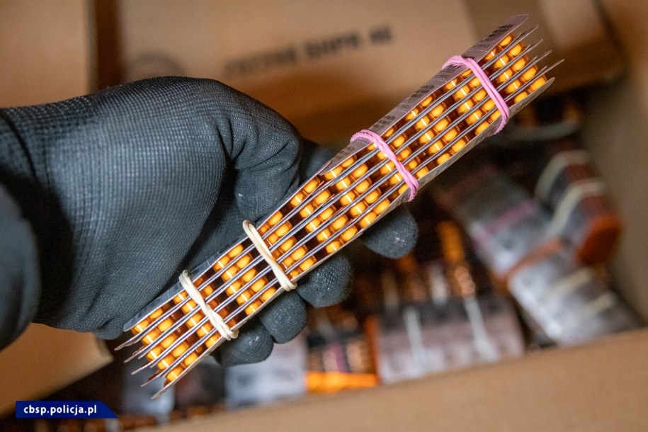 Podrabiane lekarstwa /CBŚP