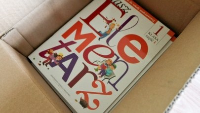 Podręcznikowa rewolucja. Ministerstwo Edukacji rezygnuje z darmowego "Naszego Elementarza"