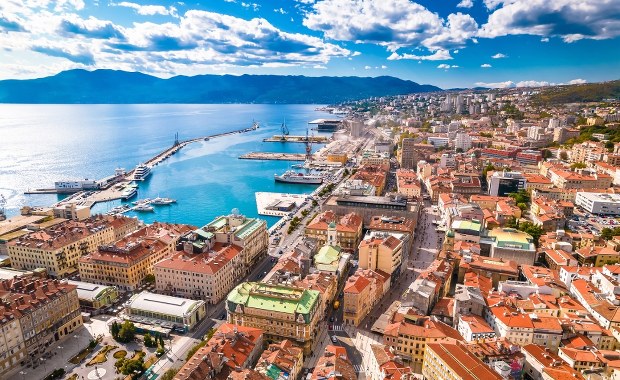 Podróż pociągiem do Chorwacji będzie krótsza. Połączenie nad Adriatyk przejdzie zmiany