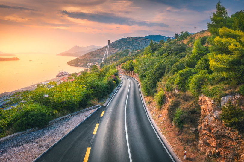 Podróżując samochodem do Chorwacji możemy zatrzymać się w atrakcyjnych miejscach /Shutterstock