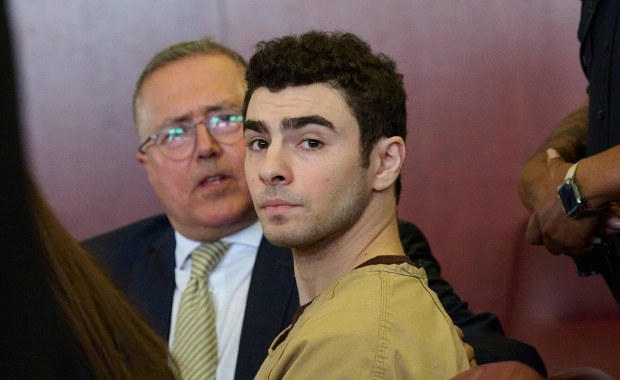 Podszywał się pod agenta FBI, by uwolnić Mangione. Trafił w ręce służb