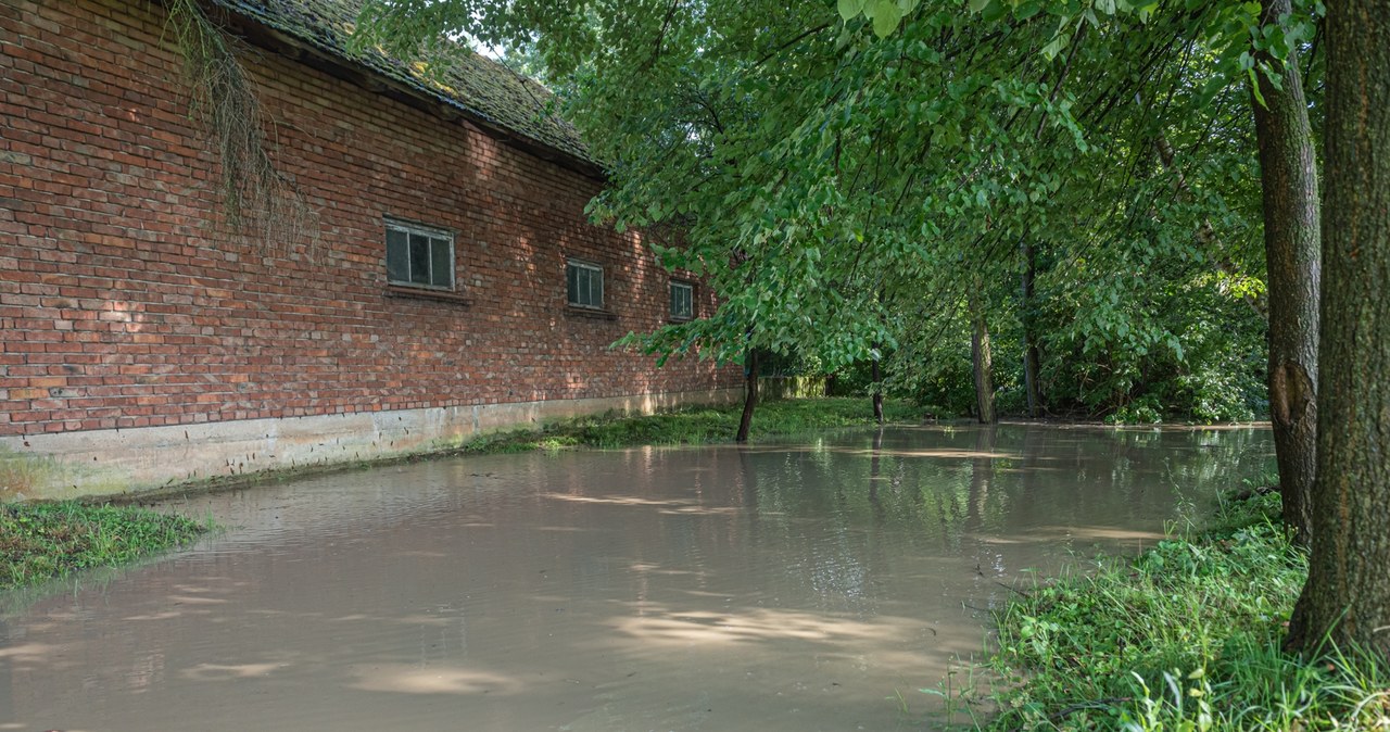 Podtopienia po burzy w małopolskiej gminie Skrzyszów