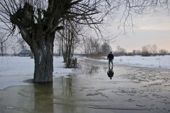 Podtopienia w Dolinie Wieprza, mieszkańcy odcięci od świata