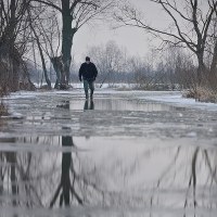  Poziom wody na zalanej drodze przekroczył 30 centymetrów