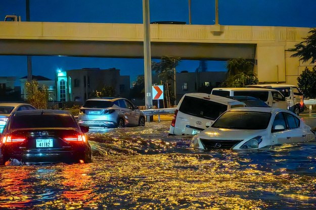 Podtopienia w Dubaju /GIUSEPPE CACACE/AFP /East News