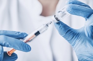 Podwójna szczepionka przeciwko grypie i Covid-19. Zakończono kolejny etap