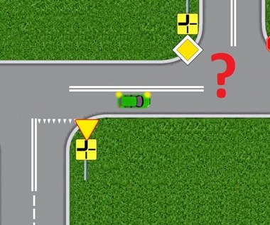 Podwójne skrzyżowanie z pierwszeństwem łamanym to zmora kierowców. Jak jechać?